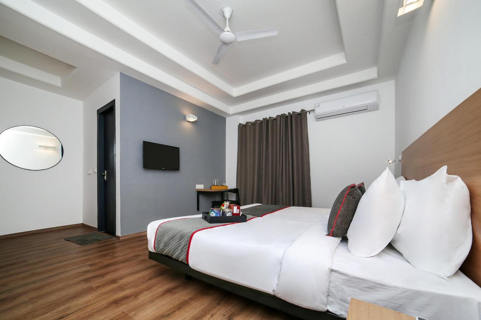 Hotel Collection O Townhouse 069 Gurgaon Zewnętrze zdjęcie