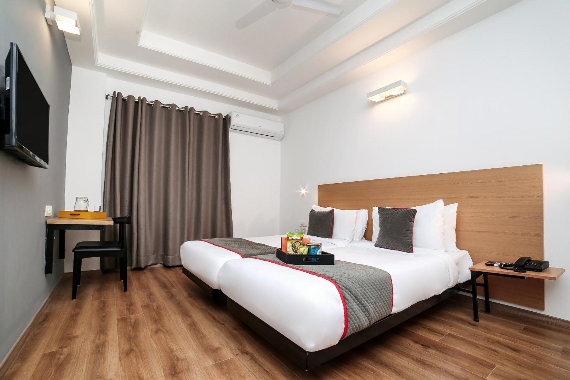 Hotel Collection O Townhouse 069 Gurgaon Zewnętrze zdjęcie