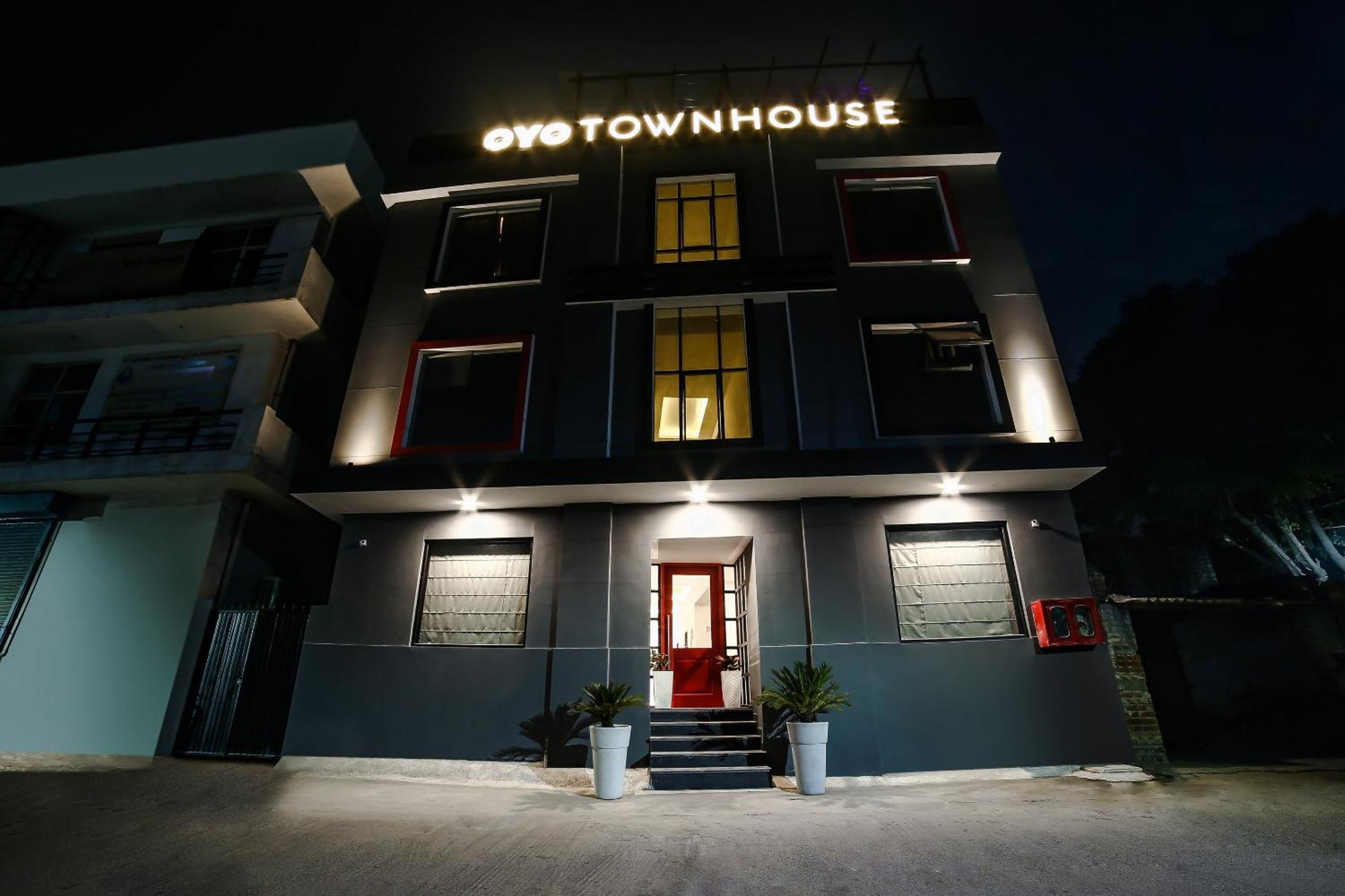 Hotel Collection O Townhouse 069 Gurgaon Zewnętrze zdjęcie